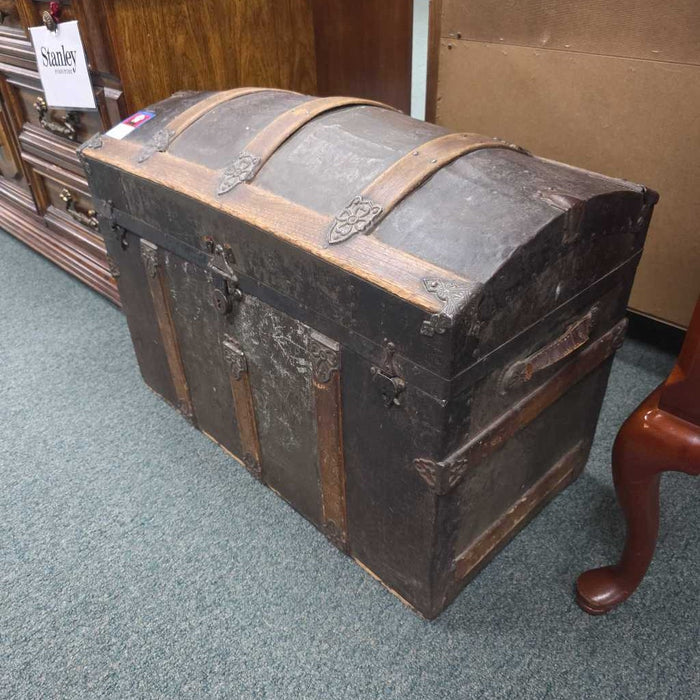 RUSTIC TRUNK TB