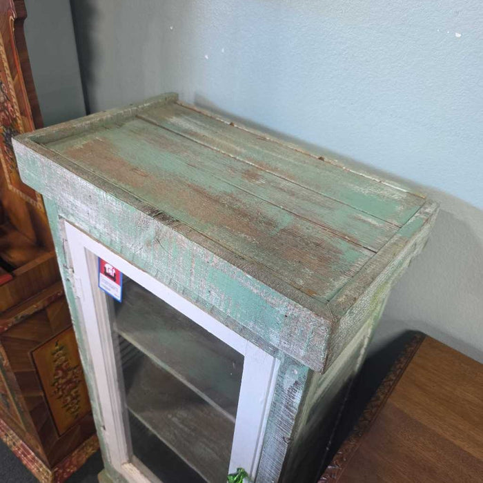 RUSTIC ACCENT CABINET KL