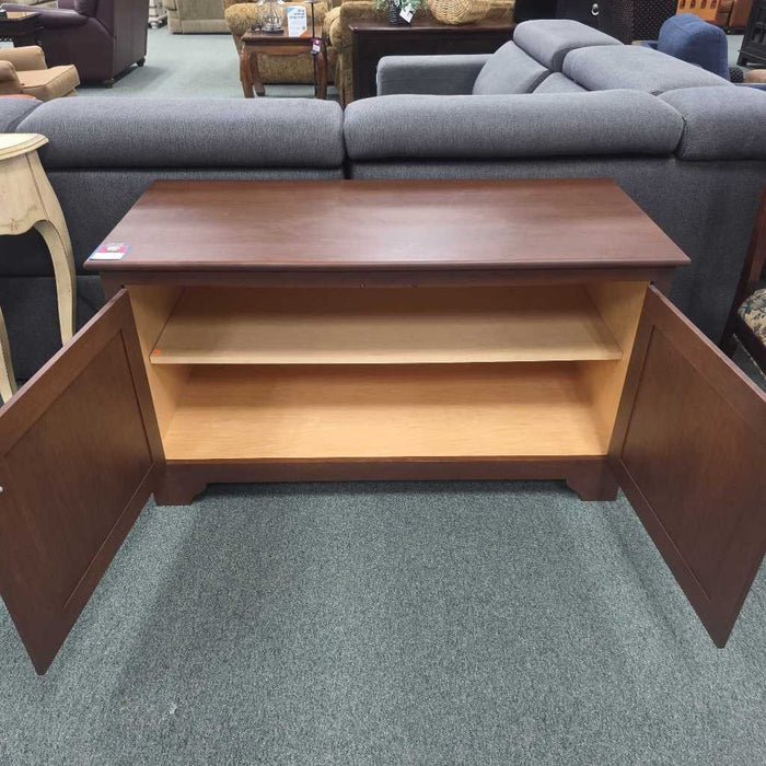 TV CONSOLE BTK