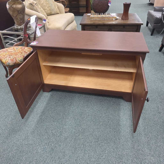 TV CONSOLE BTK