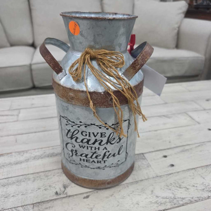 METAL JUG BA