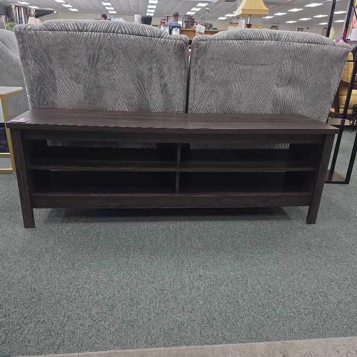 TV STAND AT