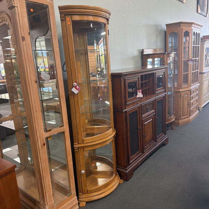 CORNER CURIO CABINET MI