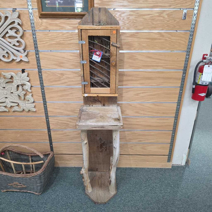 RUSTIC ENTRY TABLE AT