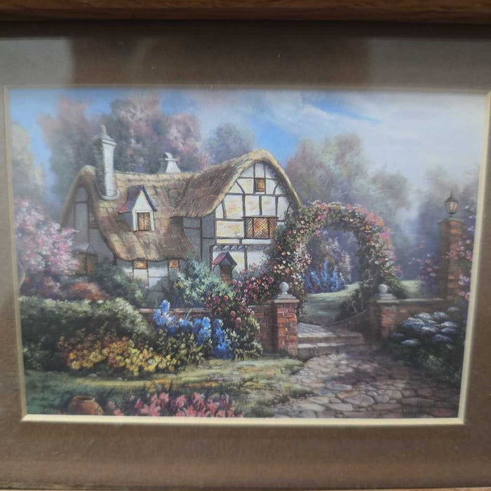 HOUSE BROWN BORDER BA