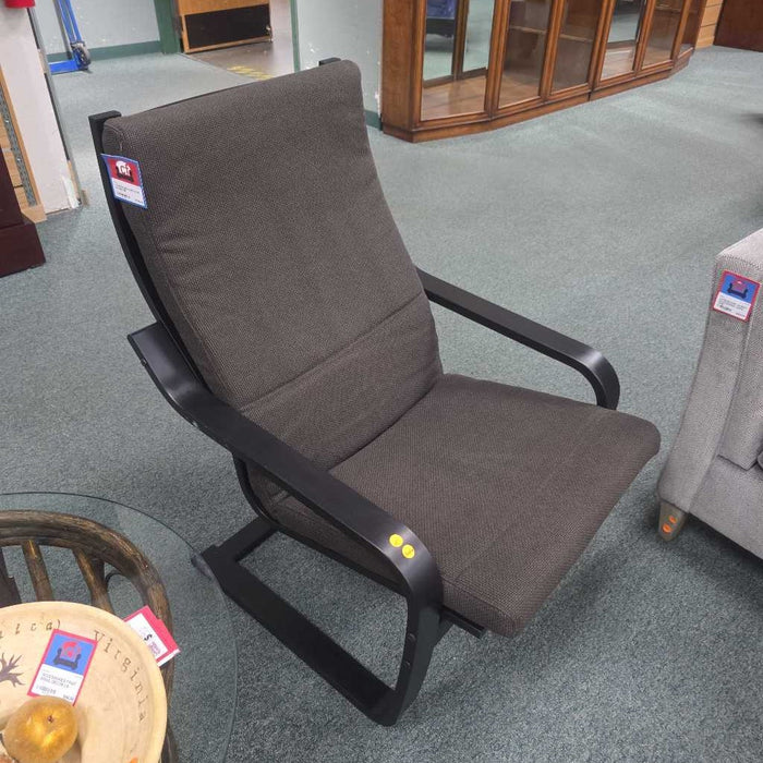 ACCENT CHAIR MI