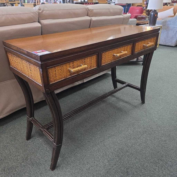 ENTRY TABLE BAH
