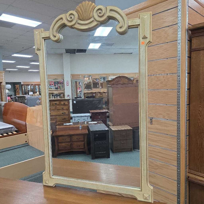 DRESSER WITH MIRROR BAH