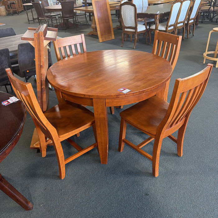 DINING TABLE W/ 4 CHAIRS & 2 LEAVES ALK