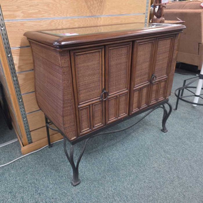 ENTRY CABINET BST
