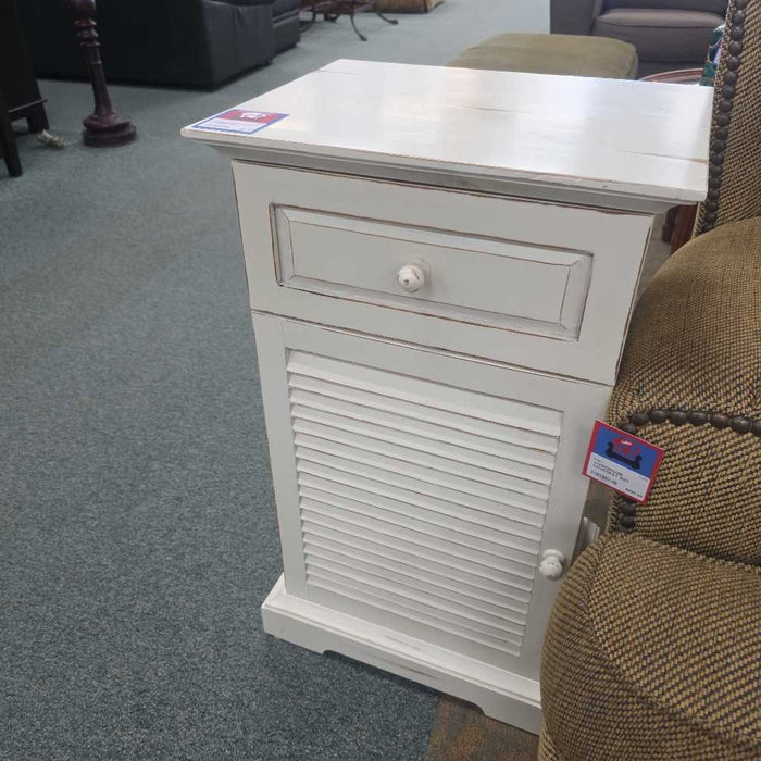 ACCENT CABINET KL