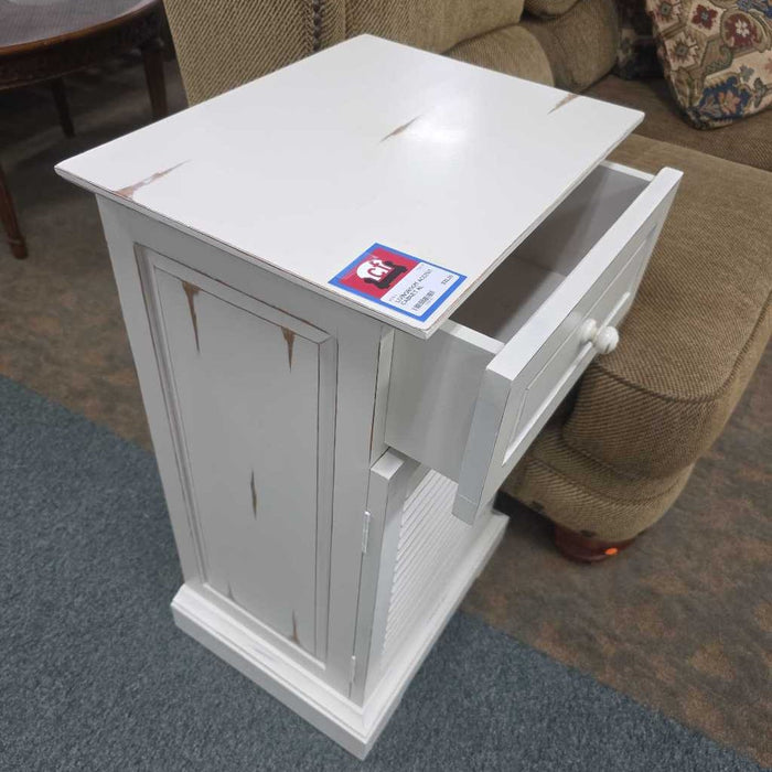 ACCENT CABINET KL