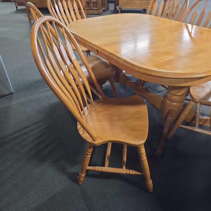 TABLE 6 CHAIRS 1 LEAF LSH