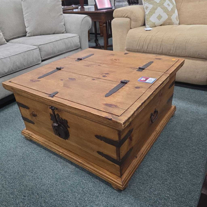 STORAGE COFFEE TABLE BAH