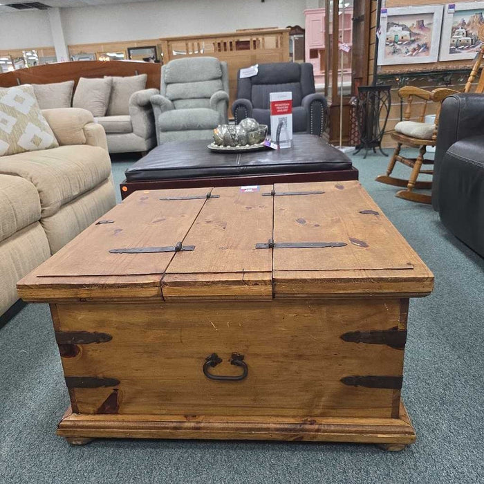 STORAGE COFFEE TABLE BAH