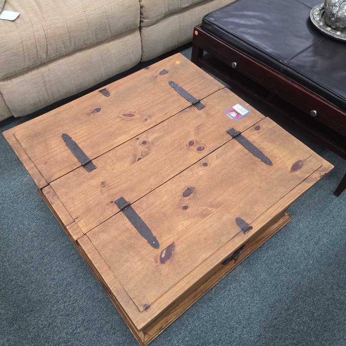 STORAGE COFFEE TABLE BAH