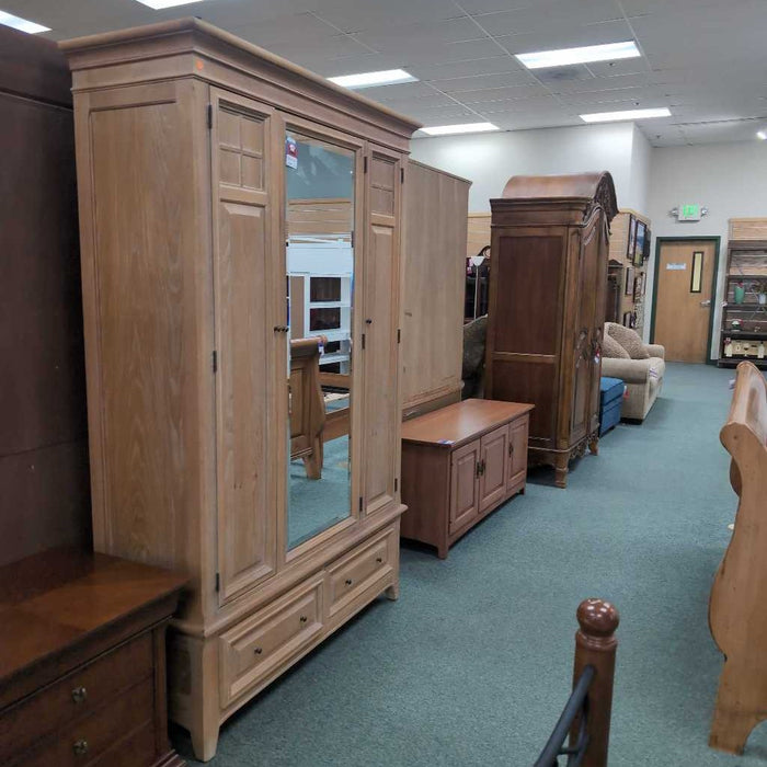 ARMOIRE ACK