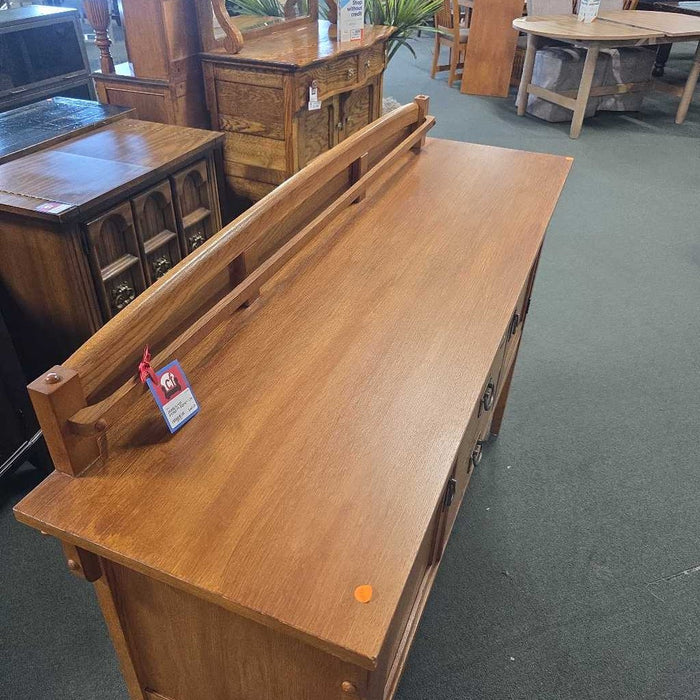 BASSETT BUFFET LSH