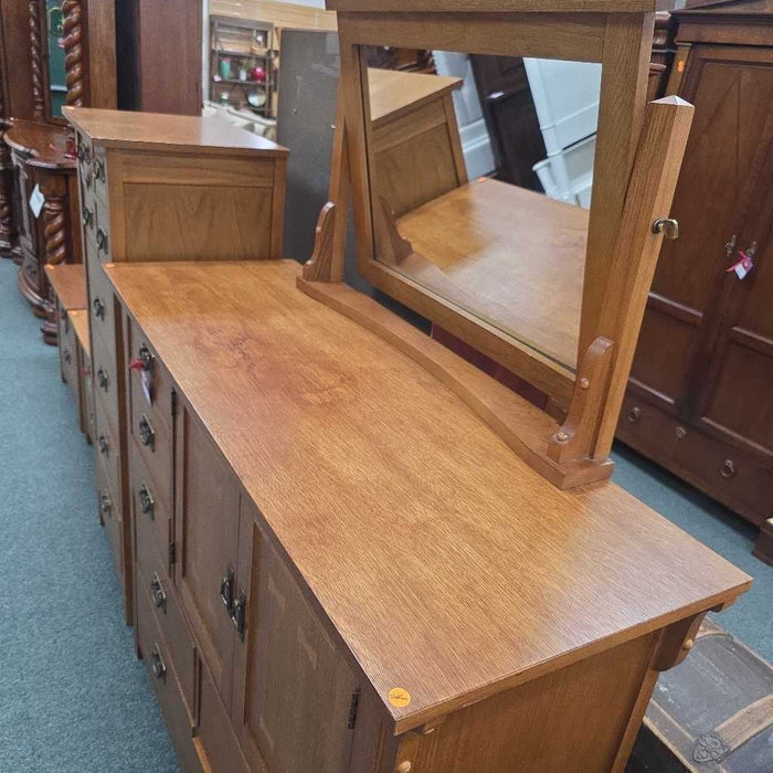 BASSETT GENTLEMANS CHEST LSH