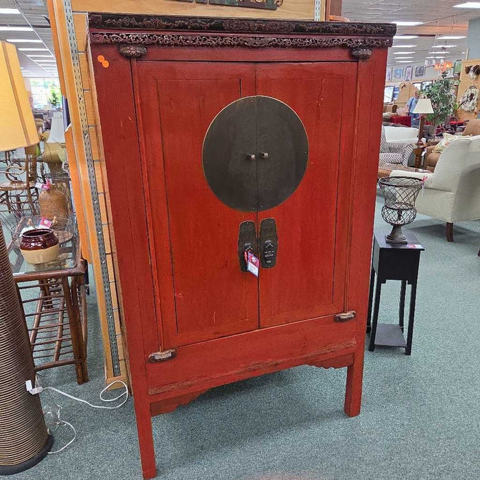 ASIAN ARMOIRE LAC