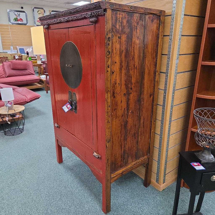 ASIAN ARMOIRE LAC
