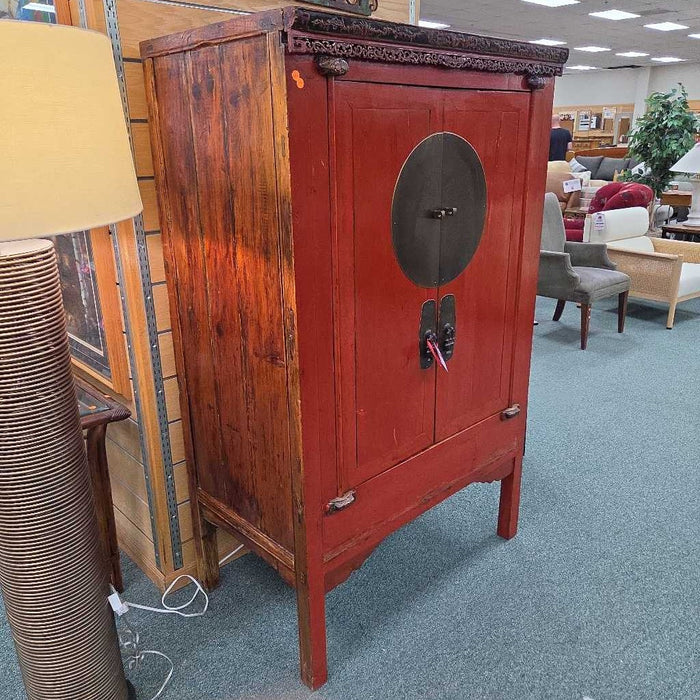 ASIAN ARMOIRE LAC