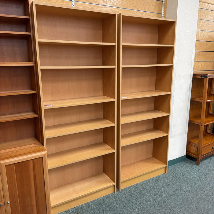 BOOKSHELF