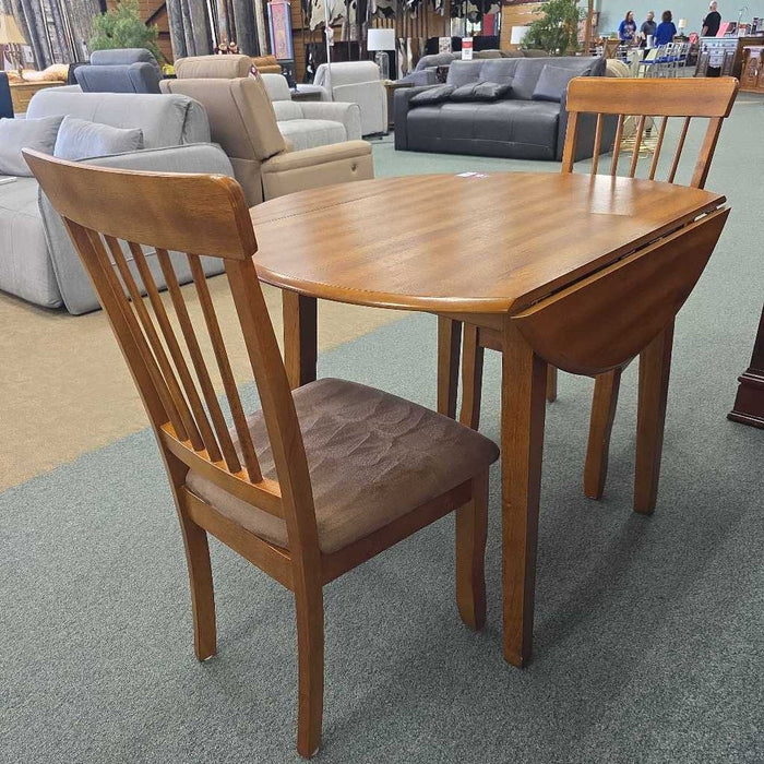 DROP LEAF TABLE WITH 2 CHAIRS