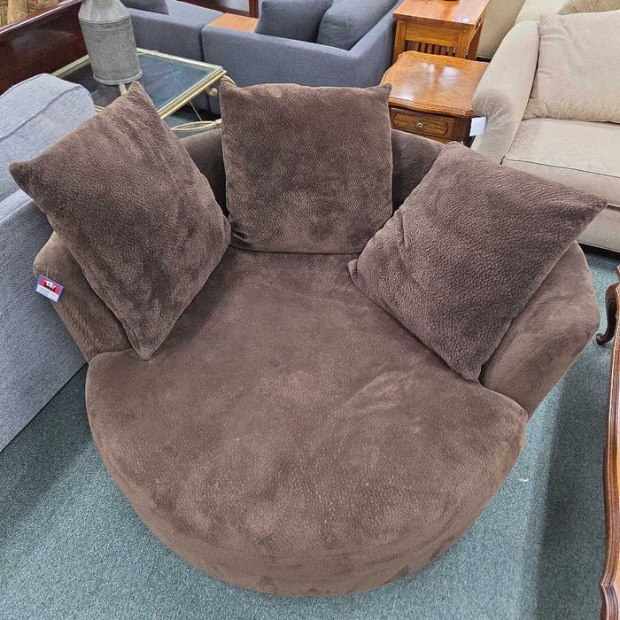 CUDDLE CHAIR BAH