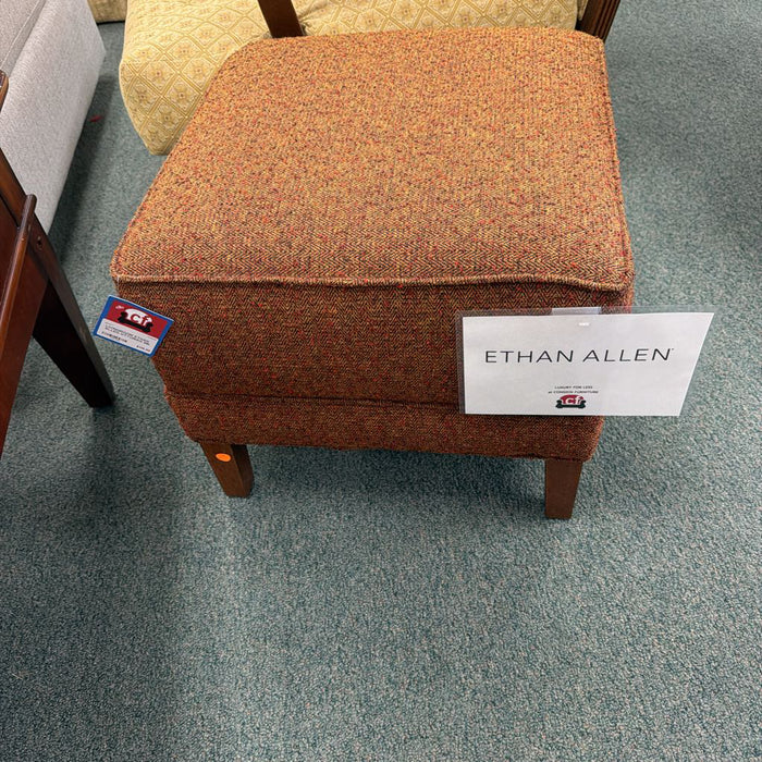 ETHAN ALLEN OTTOMAN MK