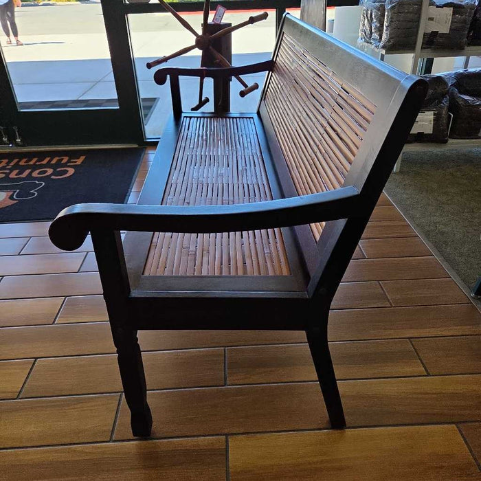 BENCH BCA