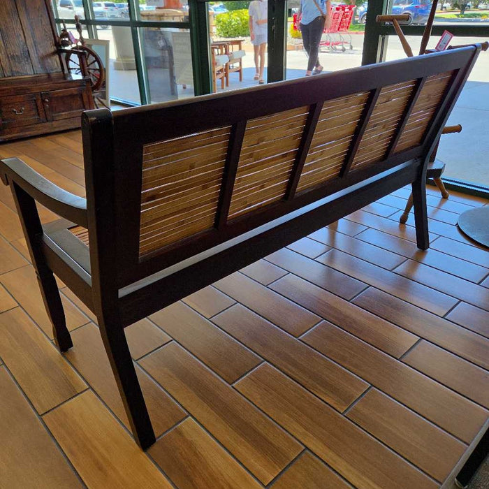 BENCH BCA