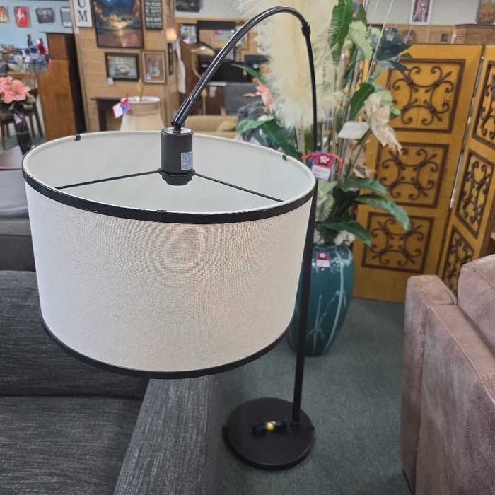 ARC FLOOR LAMP