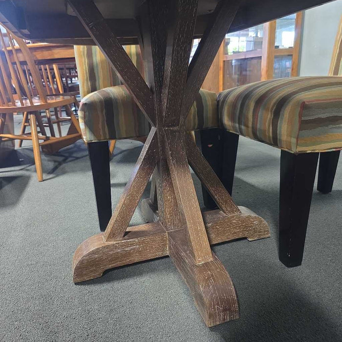 PB HYERES PEDESTAL TABLE LSH