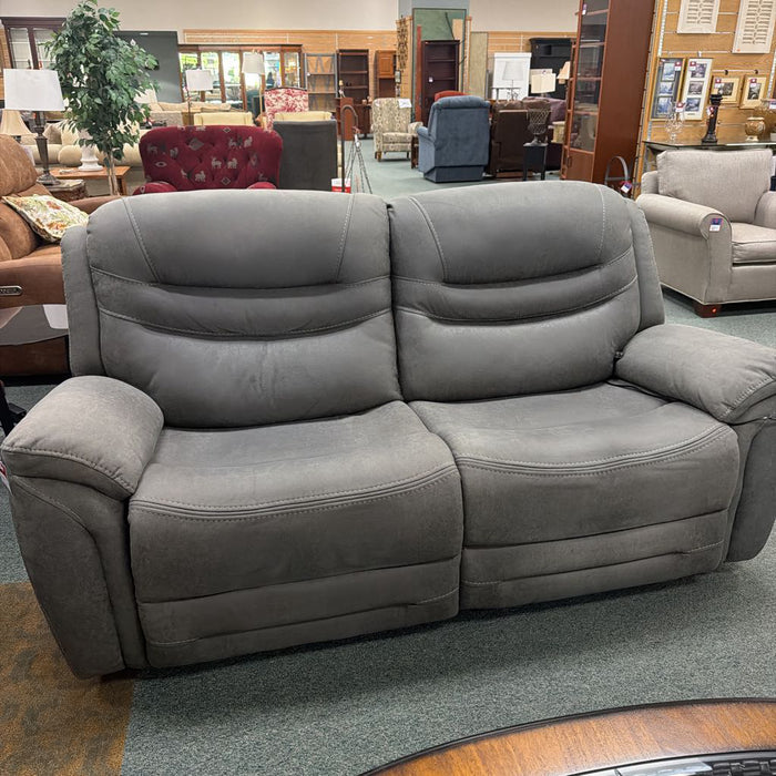 POWER RECLINING LOVESEAT ALK