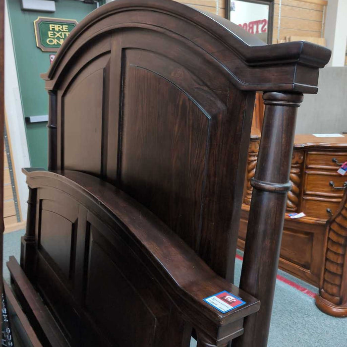 QUEEN BED LSH