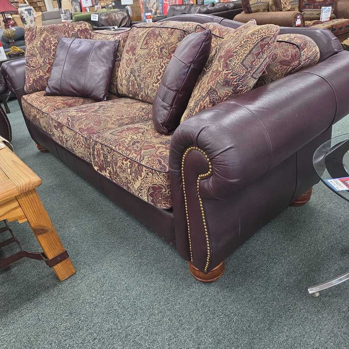 LAZBOY SOFA ALK