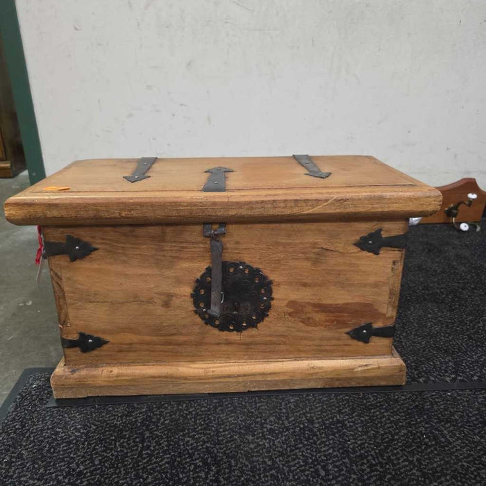 WOOD TRUNK LS