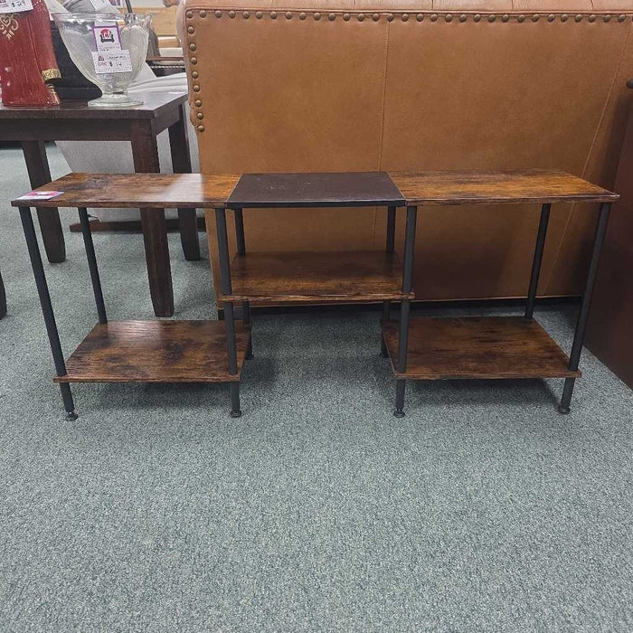 CONSOLE TABLE AT