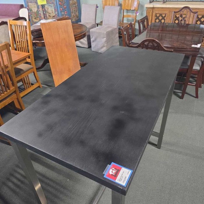PUB TABLE MI
