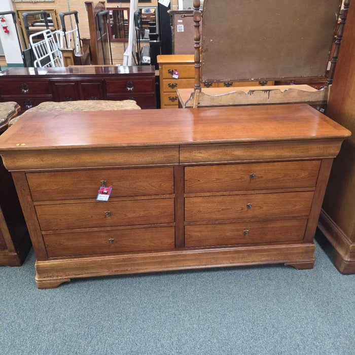 DRESSER BTK