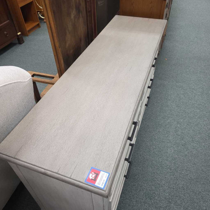BASSETT BELLA DRESSER ATH