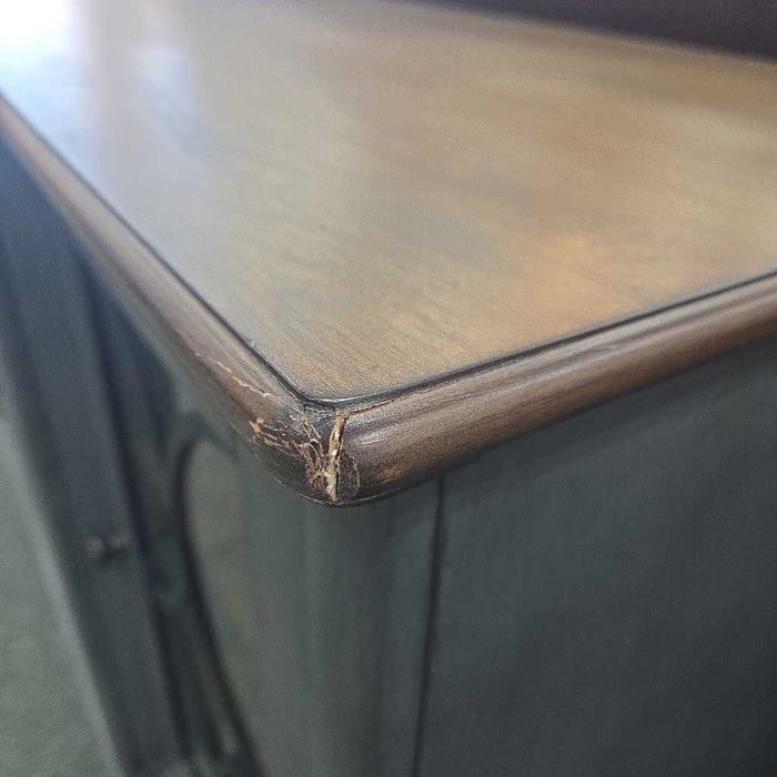 TV STAND BTK