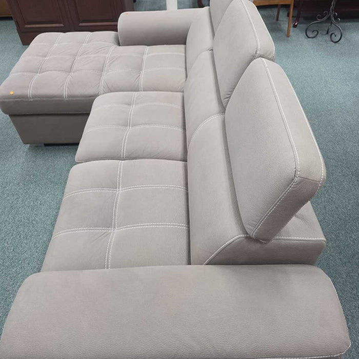 2PC SLEEPER SOFA WITH CHAISE CKK