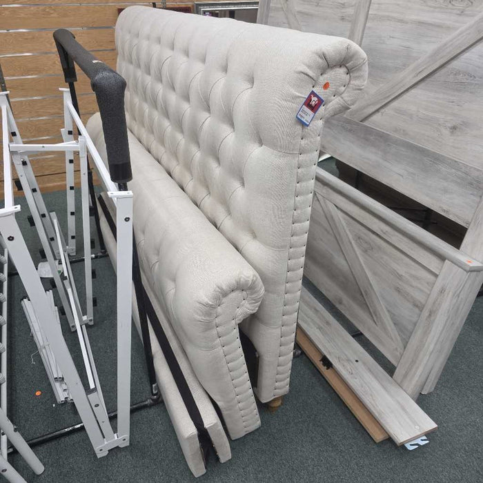 RH CAL KING BED MIH
