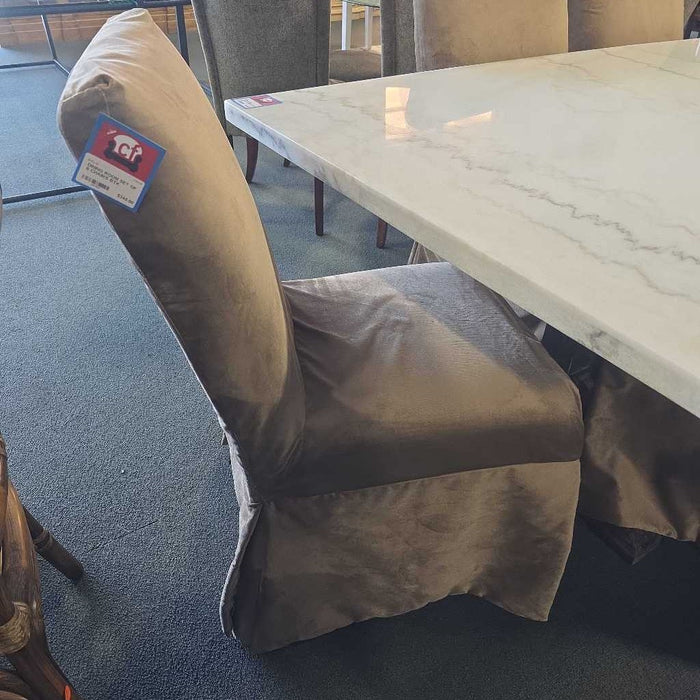 SET OF 6 CHAIRS BTK