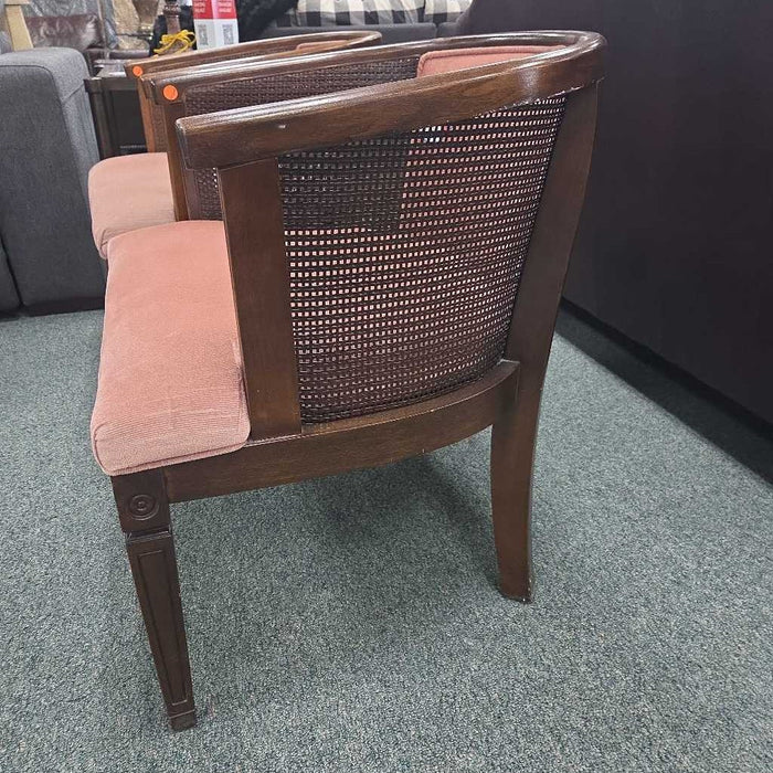PINK ACCENT CHAIR