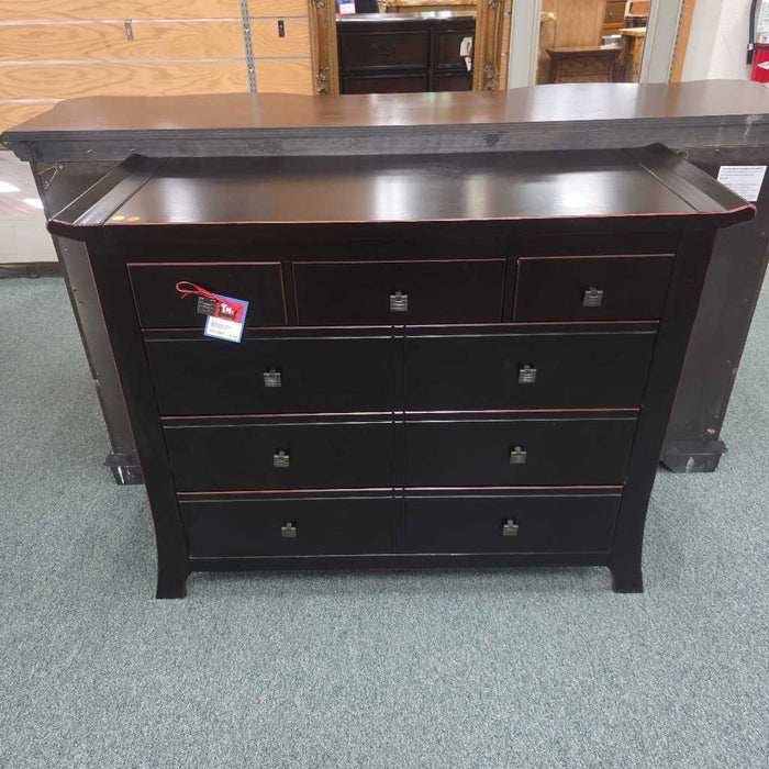 PIER 1 DRESSER