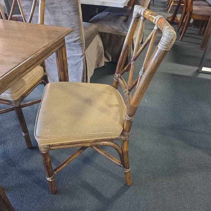 MCGUIRE TABLE WITH 4 CHAIRS