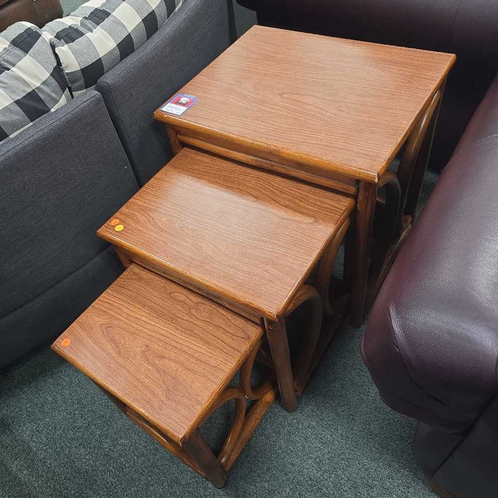 3PC NESTING TABLES